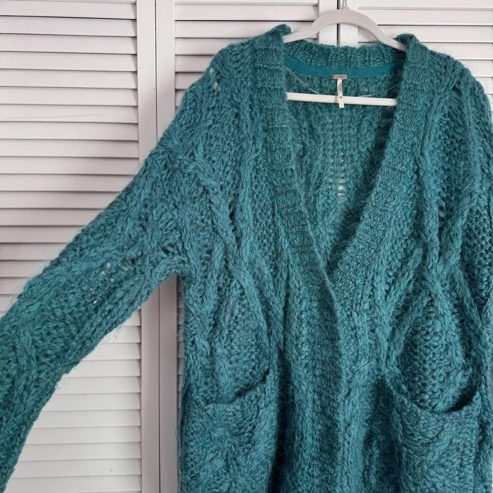 Free People Aran Isle Chunky Knit Mohair Cardigan Sweater Teal Blue Size XS